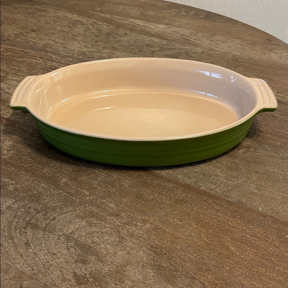 Le Creuset 12 inch baking dish NWOT